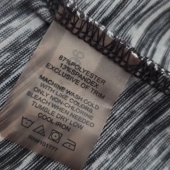 Soybu Gray Black Activewear Sportswear Performance Tshirt Top Extra Small XS - Picture 5 of 6